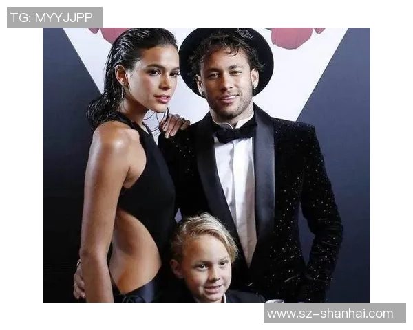 哪个足球明星的身高最矮他在球场上的表现如何影响他的职业生涯